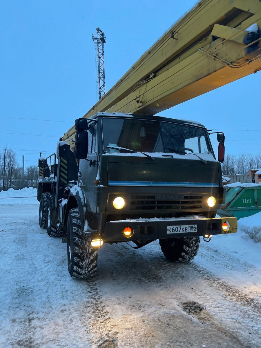 Поднятие тяжелых грузов и их последующей транспортировки в Кургане недорого